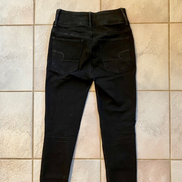 SOLD 🏷 EUC AEO Super Hi-Rise Black Jegging - Picture 3 of 7